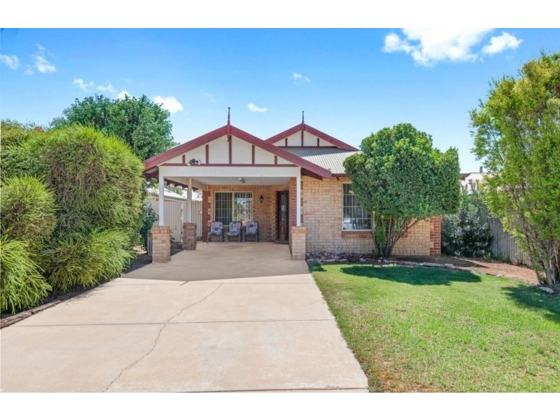 28B Azamor Drive, Boulder WA 6432