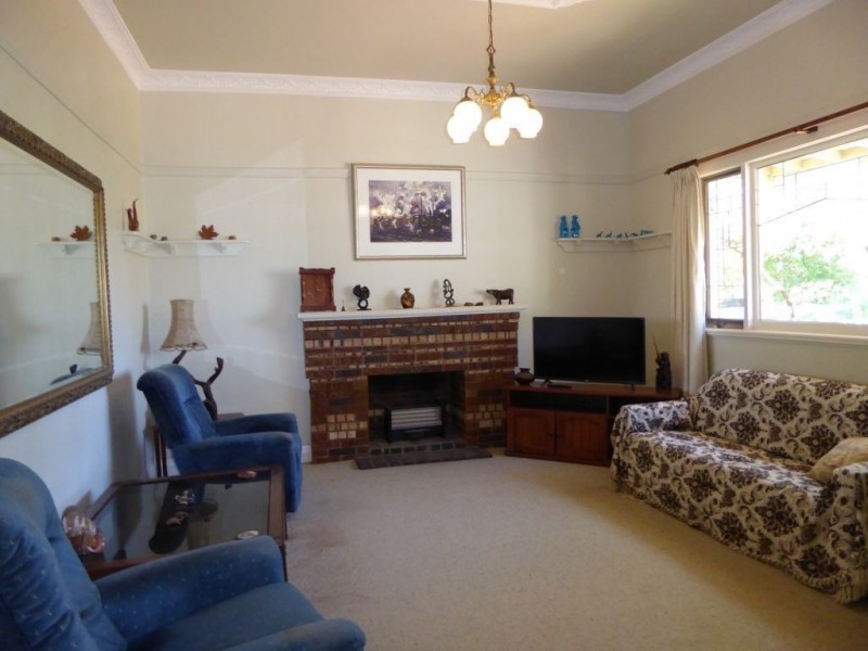 98A Ward Street, Lamington WA 6430