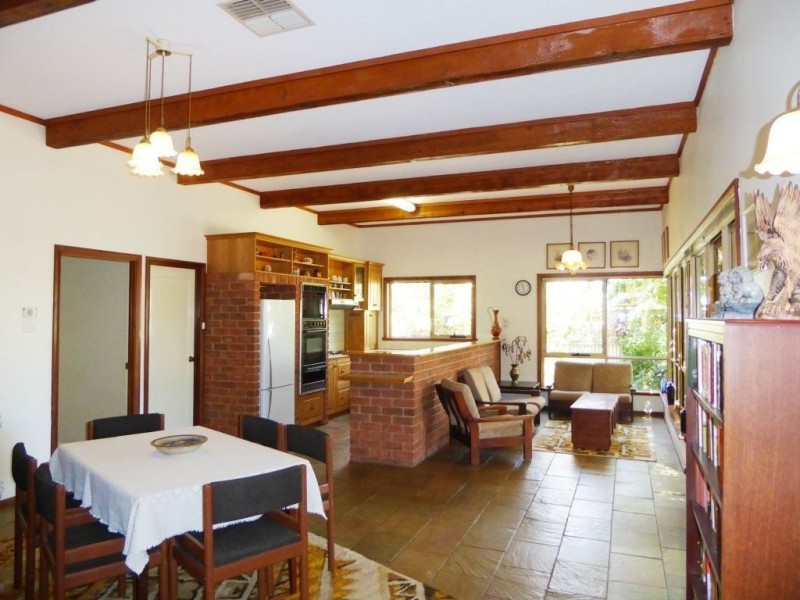98A Ward Street, Lamington WA 6430