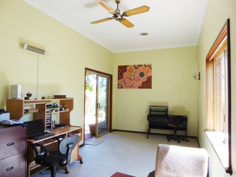 98A Ward Street, Lamington WA 6430
