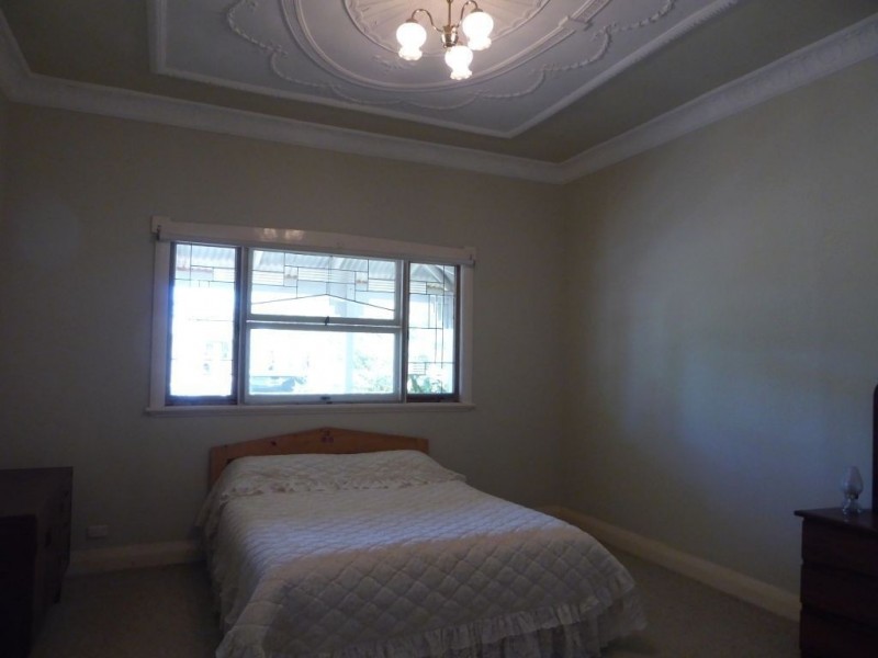 98A Ward Street, Lamington WA 6430
