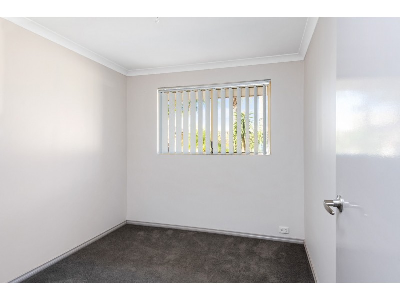 4 Joyce Drive, Boulder WA 6432