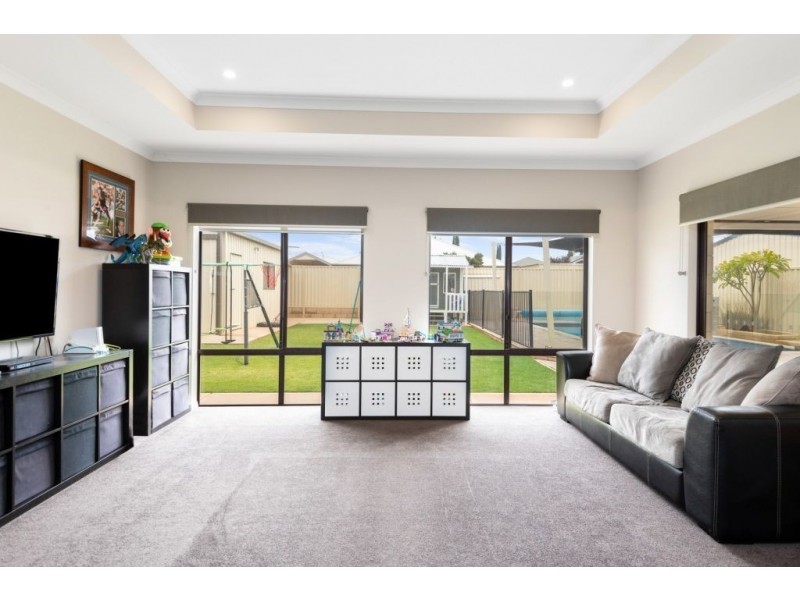 8 Manners Way, Somerville WA 6430