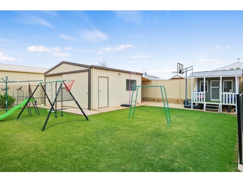 8 Manners Way, Somerville WA 6430