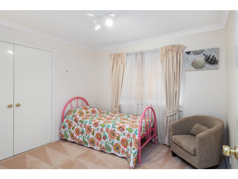 6 Riverina Way, Hannans WA 6430