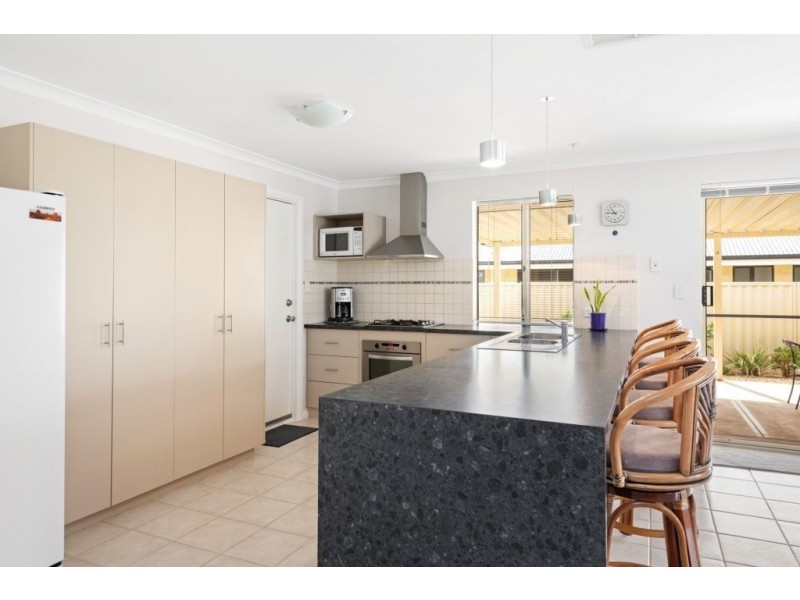 6 Henderson Drive, Somerville WA 6430