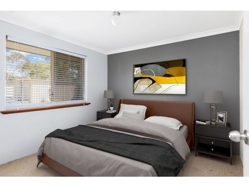 6 Robertson Street, West Lamington WA 6430