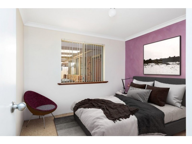 6 Robertson Street, West Lamington WA 6430