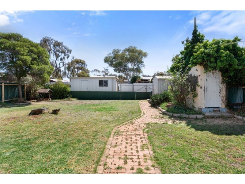 90 Addis Street, Lamington WA 6430