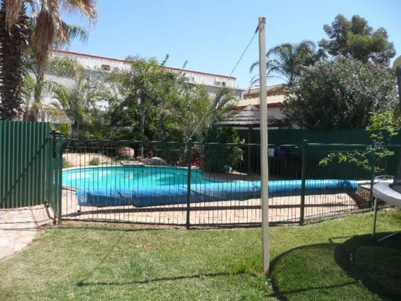 76 Collins Street, Kalgoorlie WA 6430