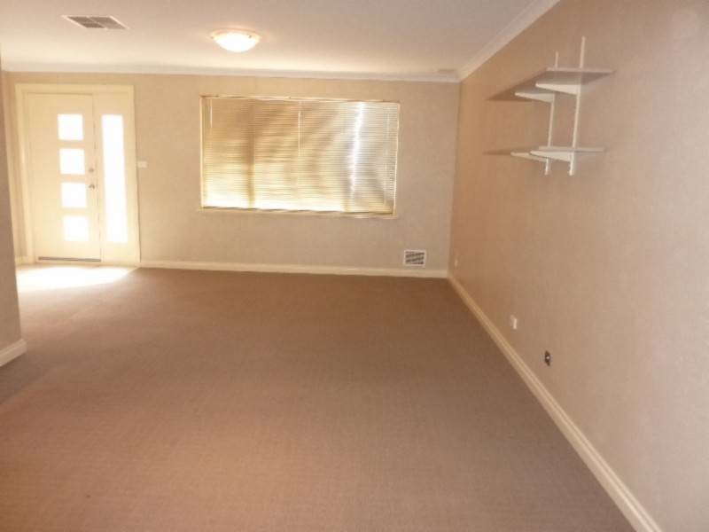 8/5 Bull Way, Kalgoorlie WA 6430