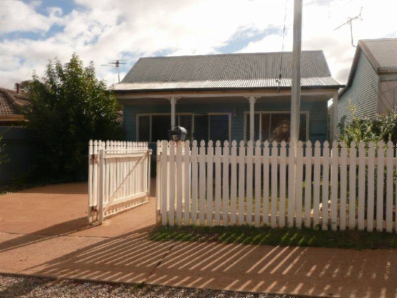 16 Piccadilly Street, Kalgoorlie WA 6430