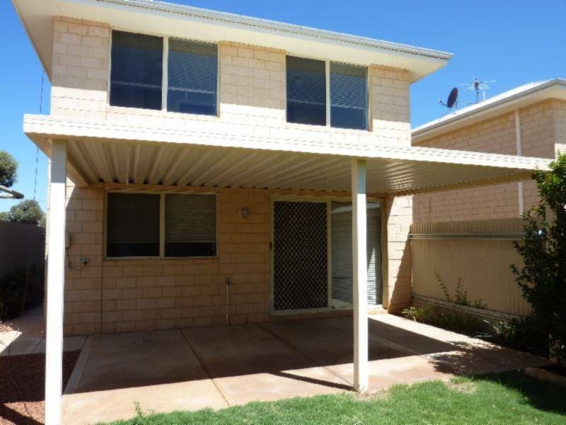 1/42 Roberts Street, Kalgoorlie WA 6430