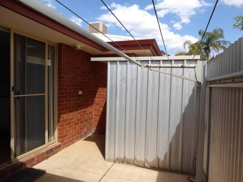 3/2 Cheetham Street, Kalgoorlie WA 6430