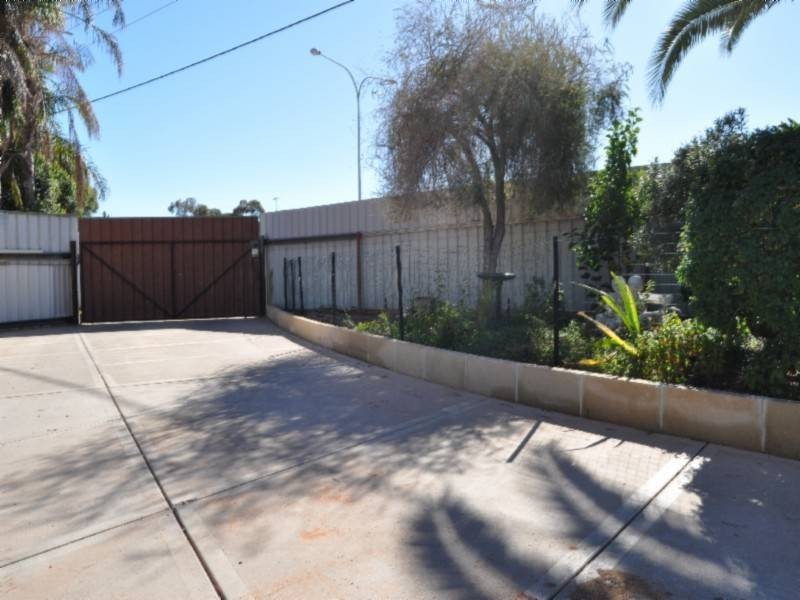 136 Cheetham Street, Kalgoorlie WA 6430