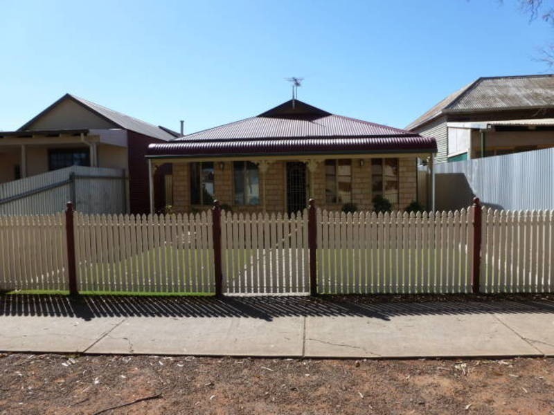136 MacDonald Street, Kalgoorlie WA 6430
