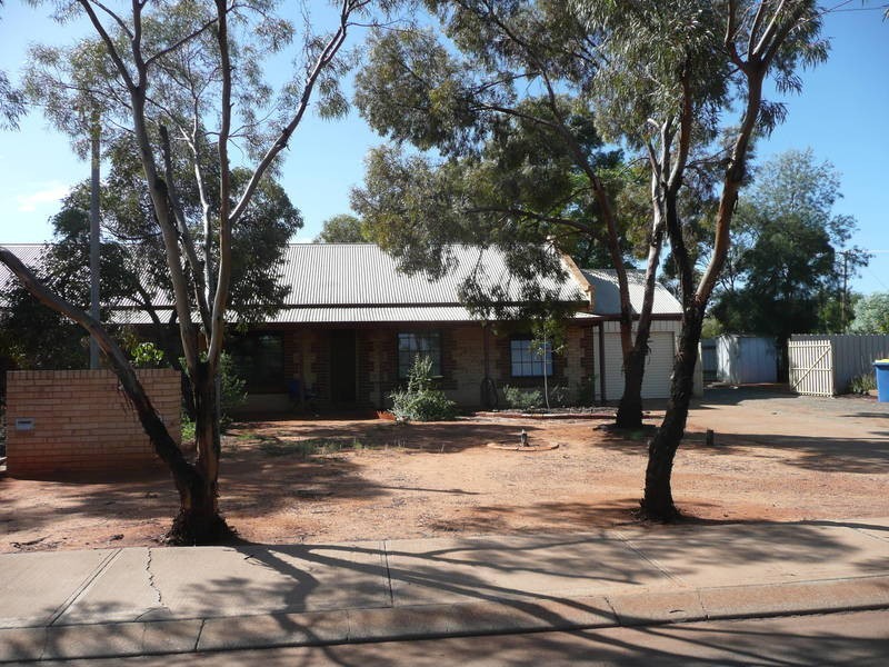 2/1 Kyle Place, Kalgoorlie WA 6430