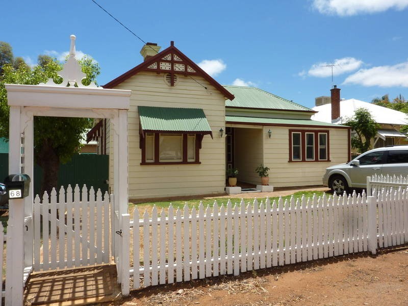 68 Addis Street, Lamington WA 6430