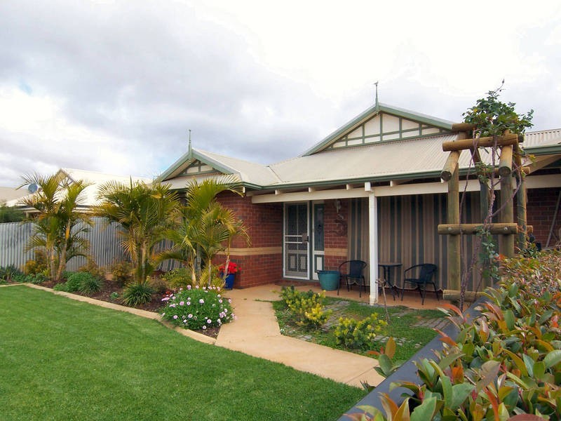 12 Galbraith St, Kalgoorlie WA 6430