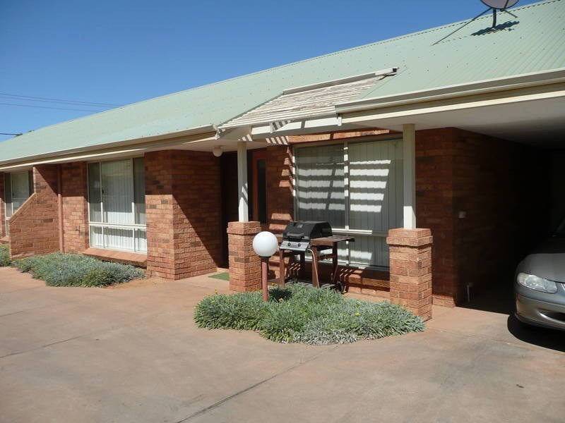 2/19 Richardson Street, Kalgoorlie WA 6430