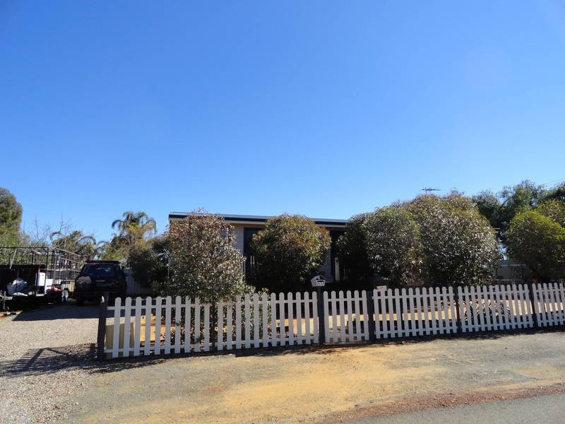 55 Hunt St, Coolgardie WA 6429