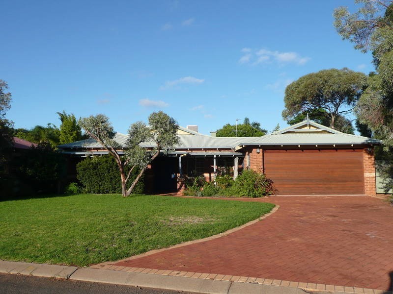 28 Paddington Drive, Kalgoorlie WA 6430