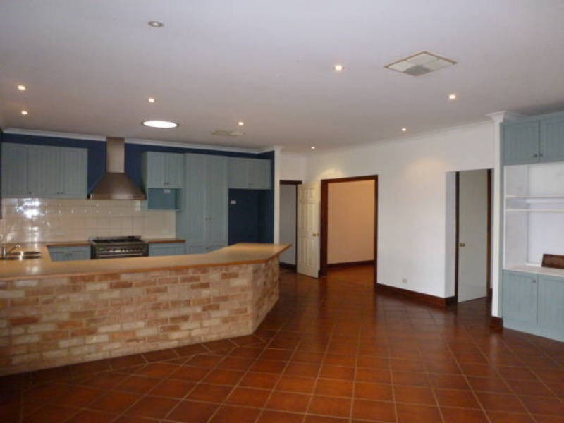 28 Paddington Drive, Kalgoorlie WA 6430