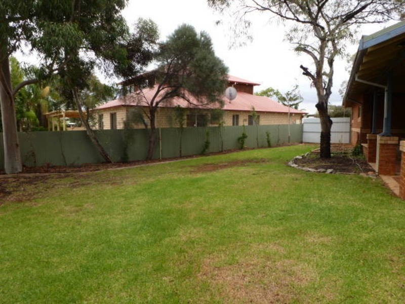 28 Paddington Drive, Kalgoorlie WA 6430