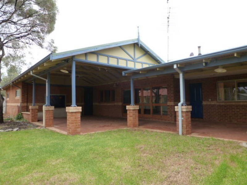 28 Paddington Drive, Kalgoorlie WA 6430