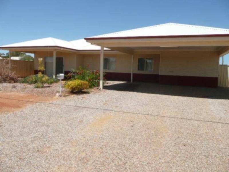 93 MacDonald St, Coolgardie WA 6429