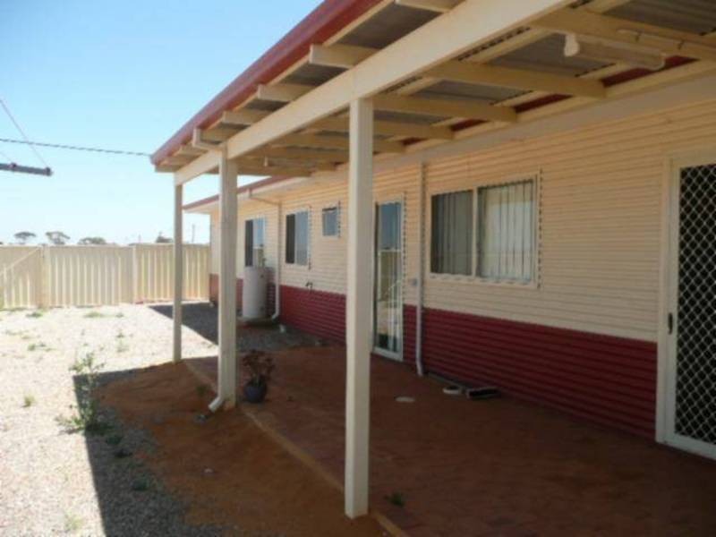 93 MacDonald St, Coolgardie WA 6429