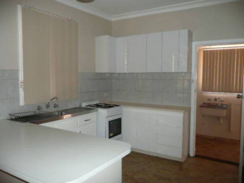 3/132 Moran St, Victory Heights WA 6432