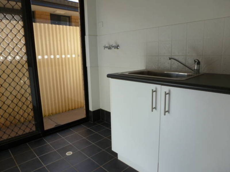 37B Crowley Gardens, Somerville, Kalgoorlie WA 6430