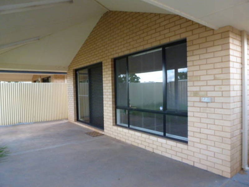 37B Crowley Gardens, Somerville, Kalgoorlie WA 6430