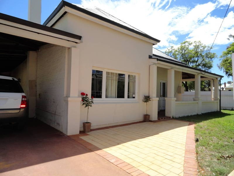 70 Addis St, Kalgoorlie WA 6430