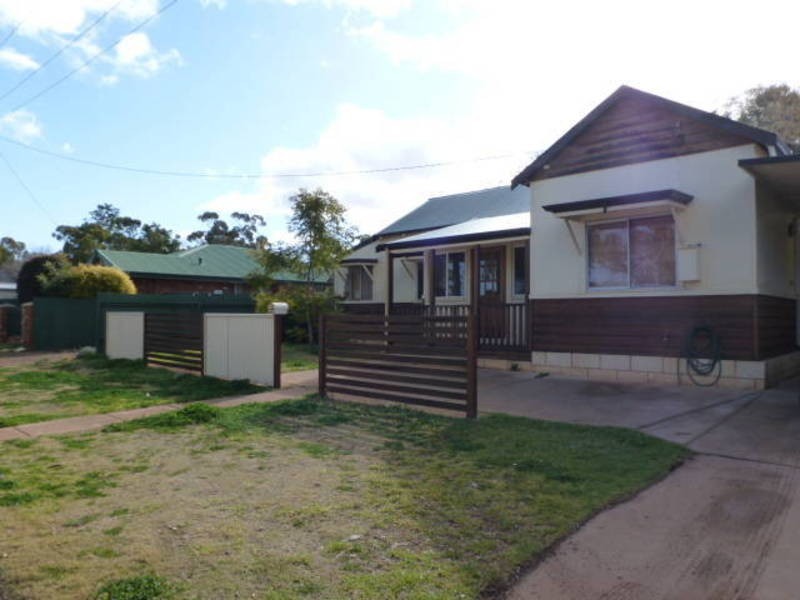 30B  Campbell St, Kalgoorlie WA 6430