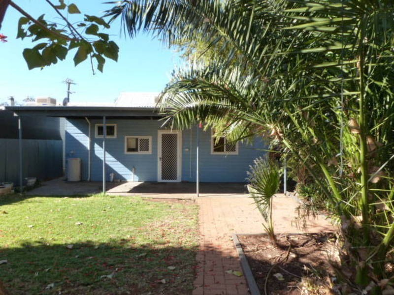16 Piccadilly St, Kalgoorlie WA 6430