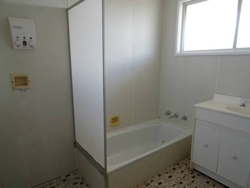 63 King St, Coolgardie WA 6429