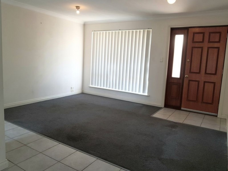 2/19 Richardson Street, Boulder WA 6432