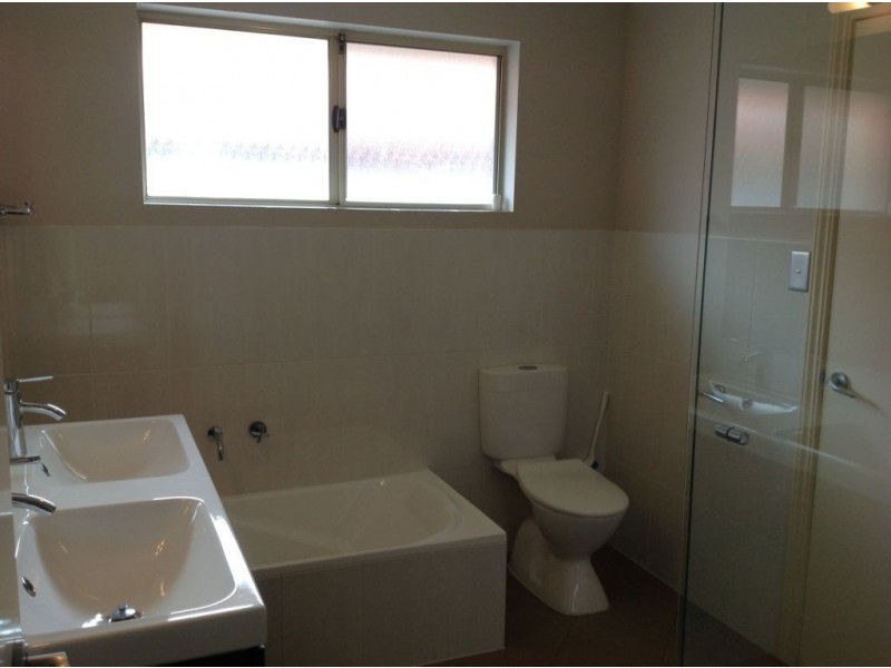 13A Meldrum Ave, Kalgoorlie WA 6430