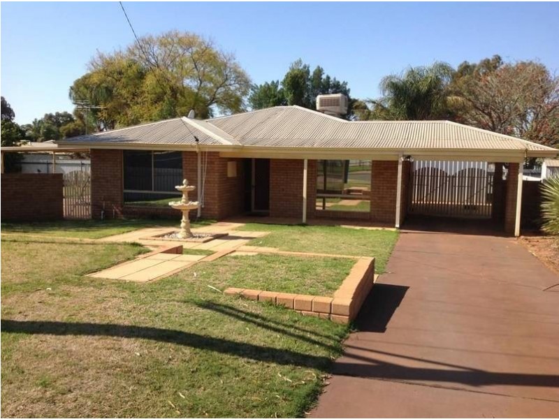 10 Compton Court, Hannans, Kalgoorlie WA 6430