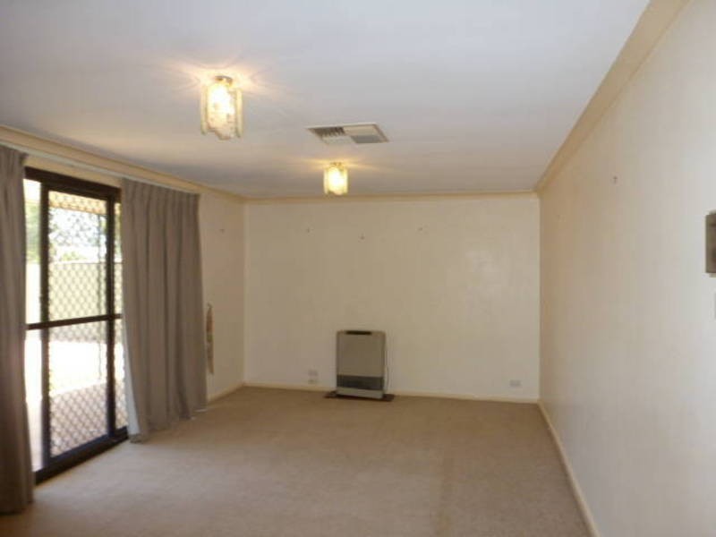 78 Clancy Street, Boulder WA 6432