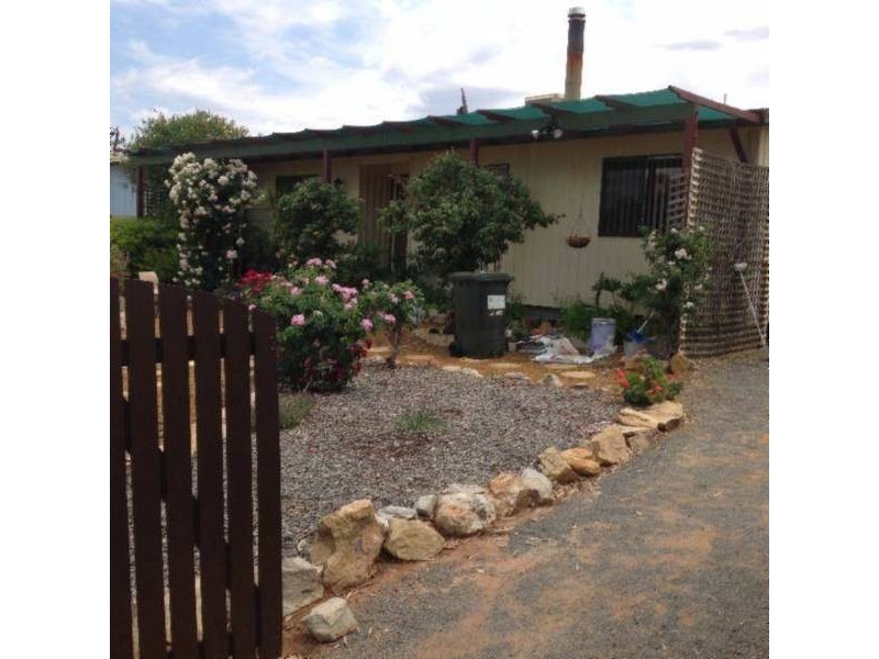 108 Sylvester St, Coolgardie WA 6429