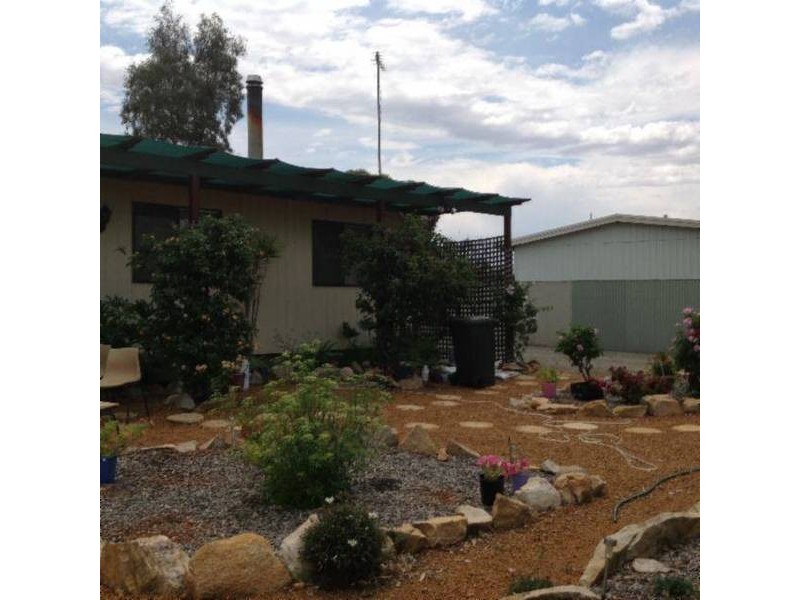 108 Sylvester St, Coolgardie WA 6429