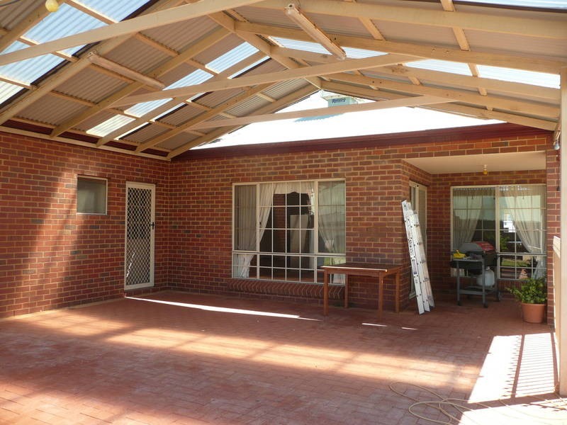 12 Wyllie Way, Hannans WA 6430