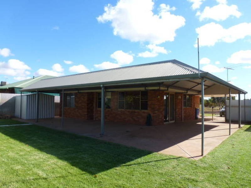 176 Davis St, Boulder WA 6432