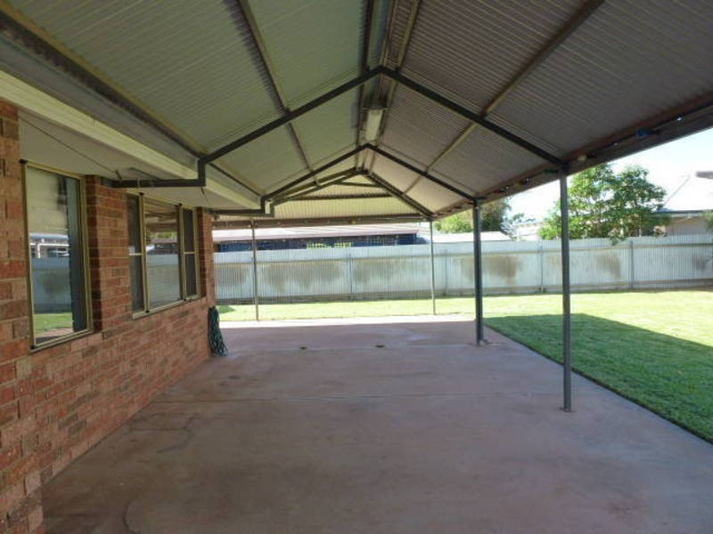 176 Davis St, Boulder WA 6432