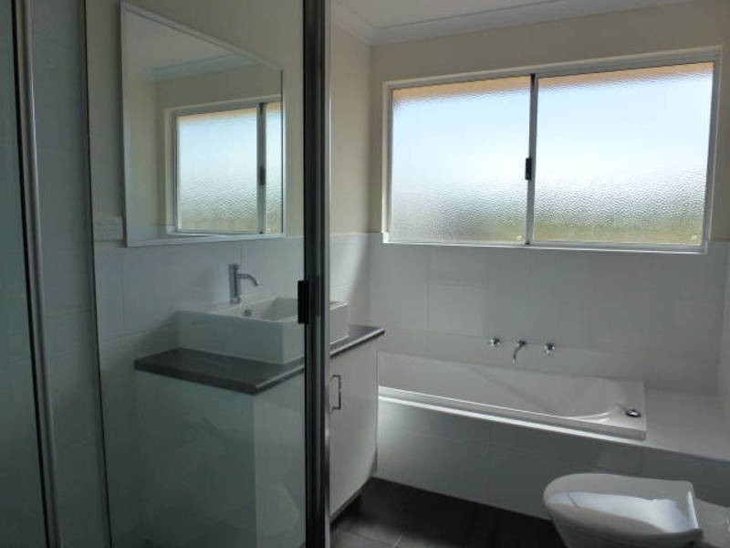 72 Aslett Dr, Karlkurla WA 6430