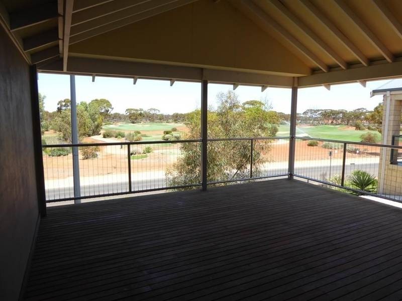 74b Aslett Dr  Karlkurla, Kalgoorlie WA 6430