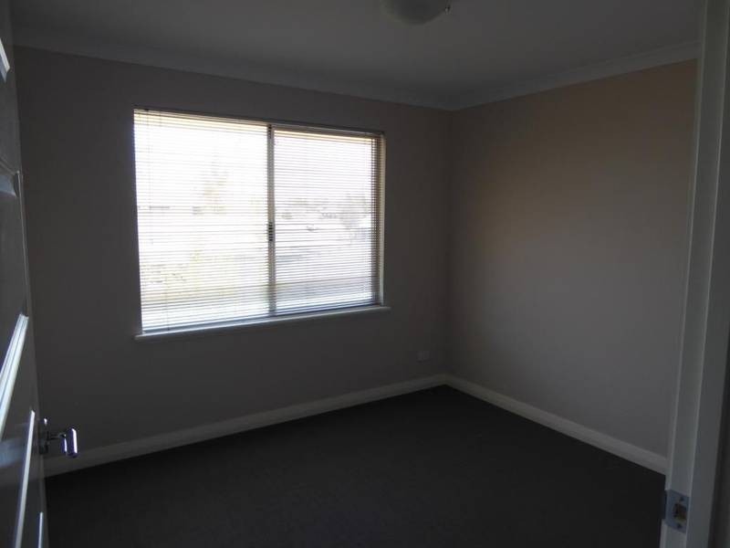 74b Aslett Dr  Karlkurla, Kalgoorlie WA 6430